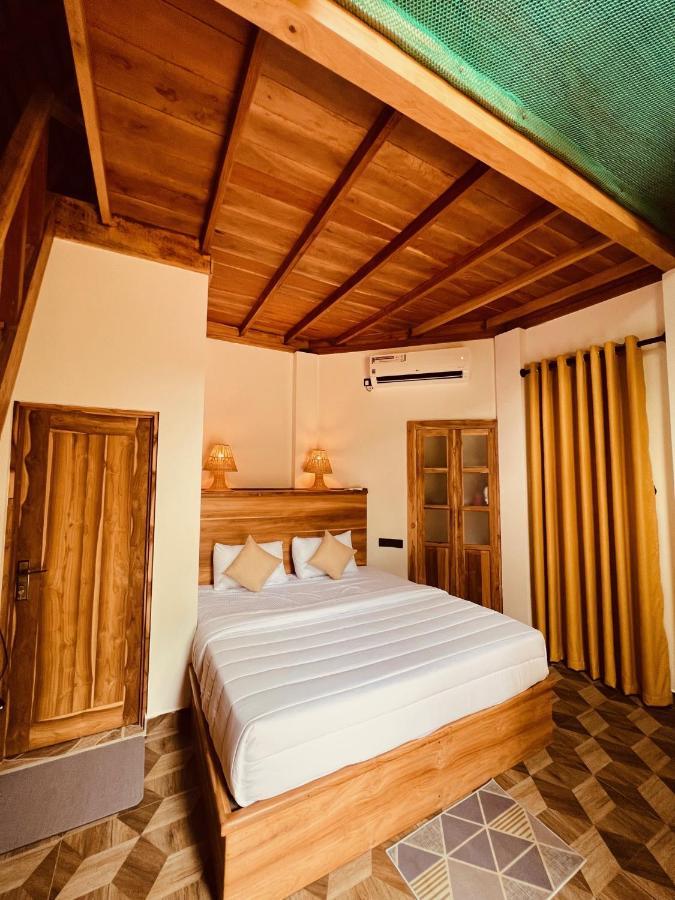 Turtle Wood Cabin Tangalle Bagian luar foto