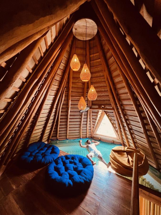 Turtle Wood Cabin Tangalle Bagian luar foto