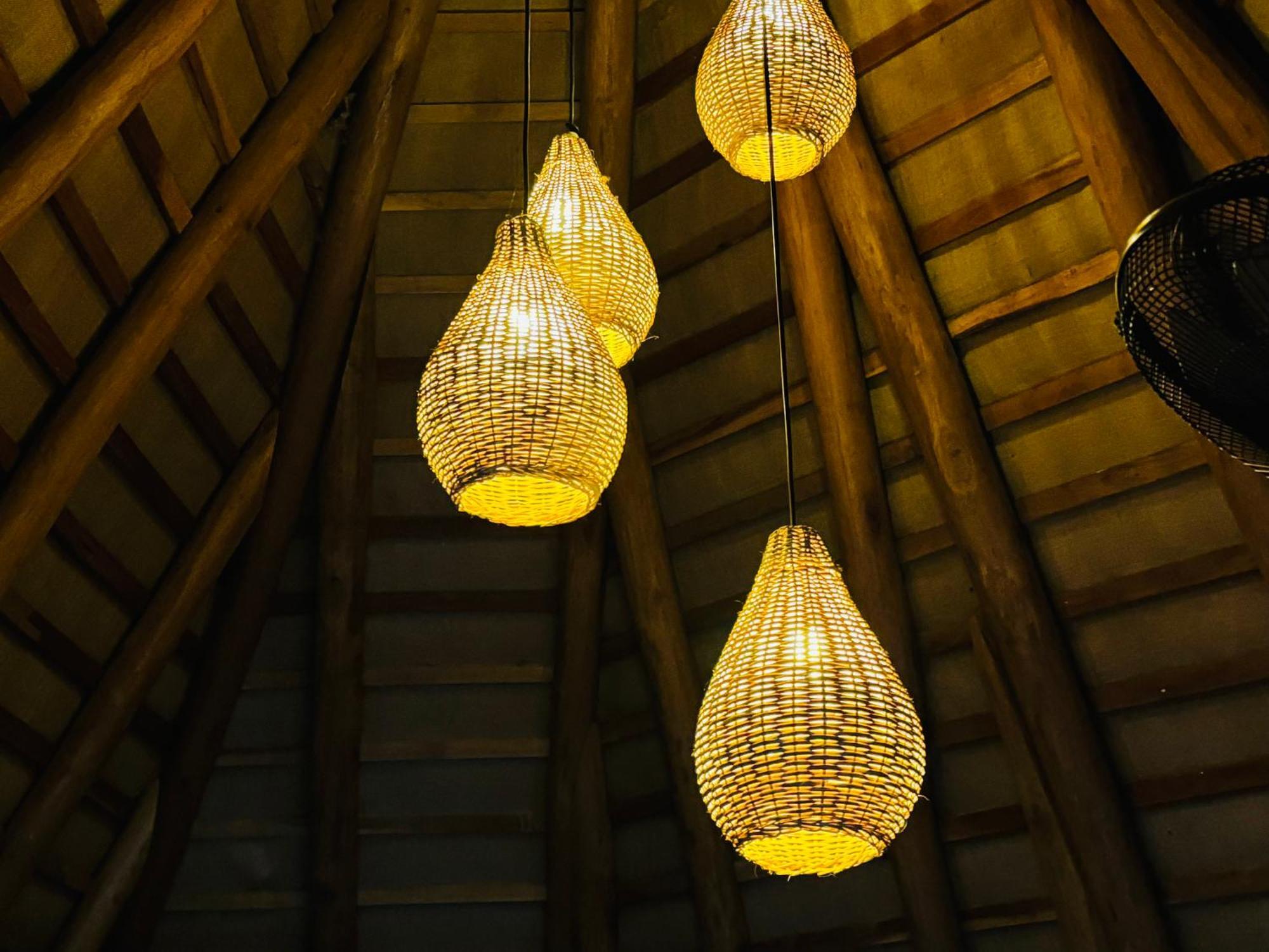Turtle Wood Cabin Tangalle Bagian luar foto