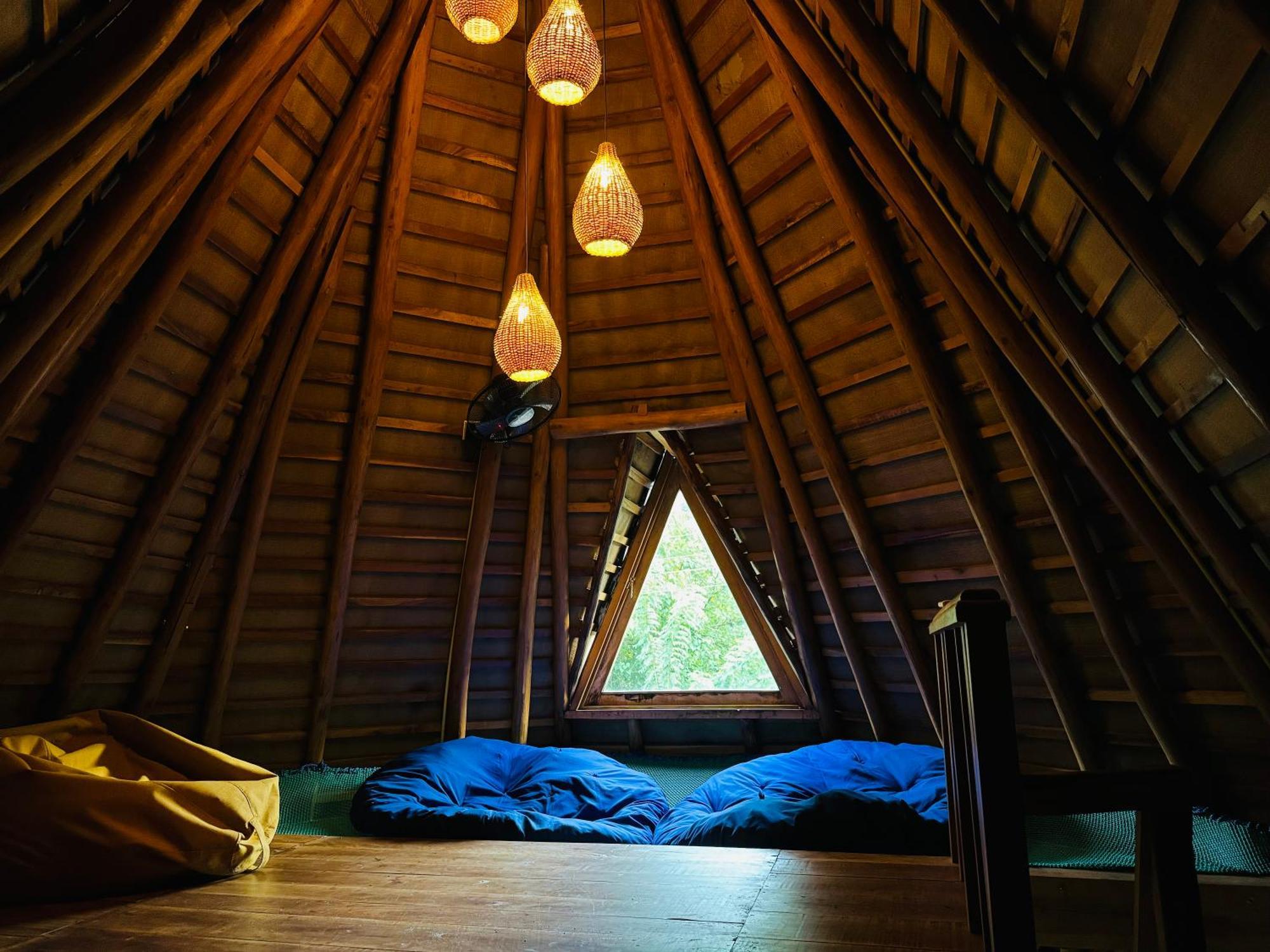 Turtle Wood Cabin Tangalle Bagian luar foto